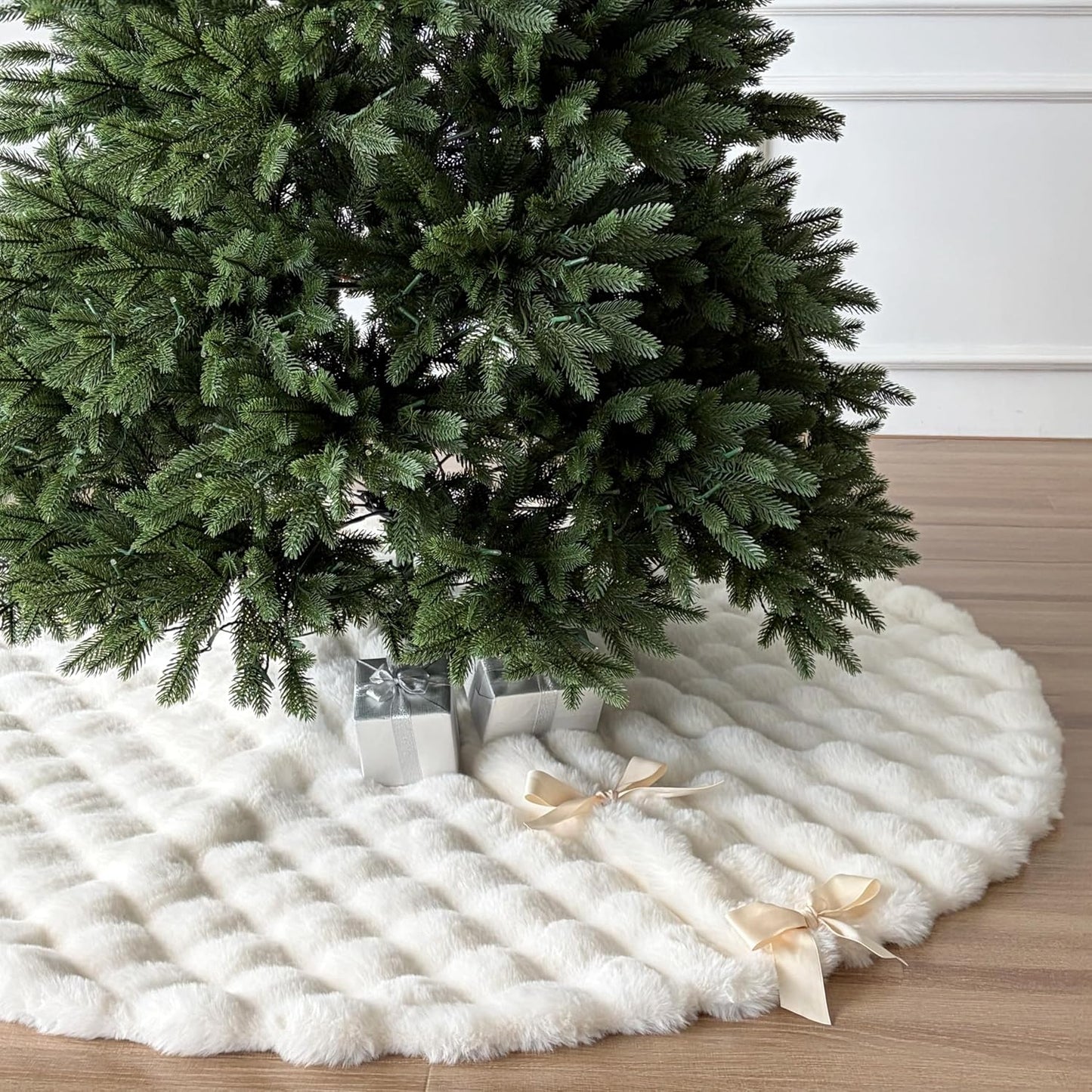 120cm Puff Quilt Faux Fur Christmas Tree Skirt